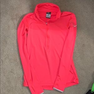 Nike Women’s Quarterzip